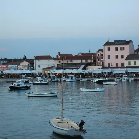 L&p Apartament Fažana